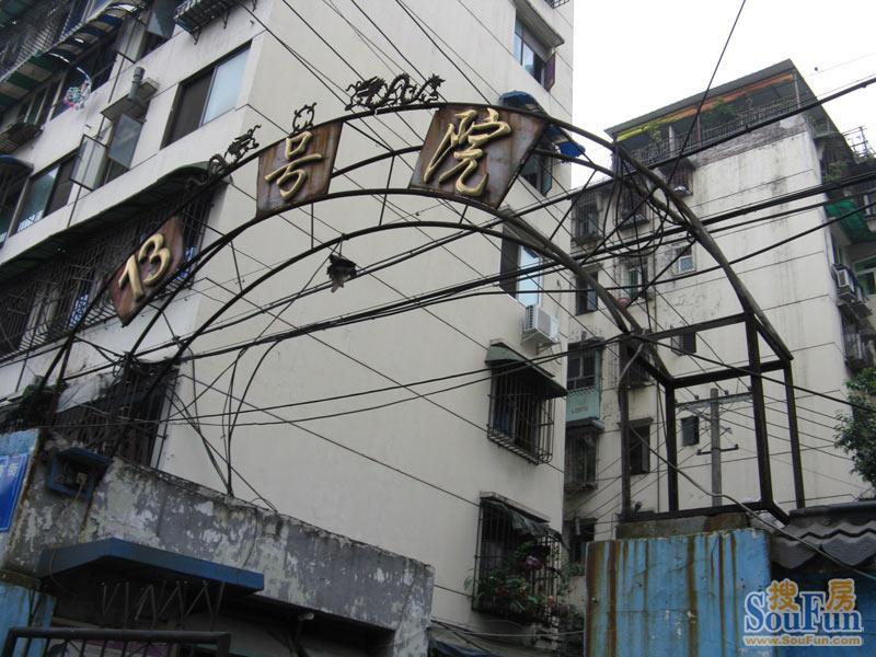 小区相关图