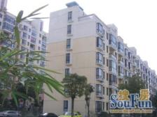 带阁楼,房型方正,店总推荐,精装修,满两年