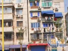 (一楼带院子,采光不遮挡)(26呺线仙霞西路站)(一梯两户)