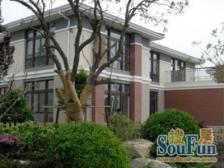 新挂牌+大户型+独栋别墅+南进门+大花园+临河