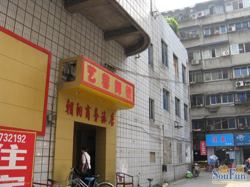 小区相关图