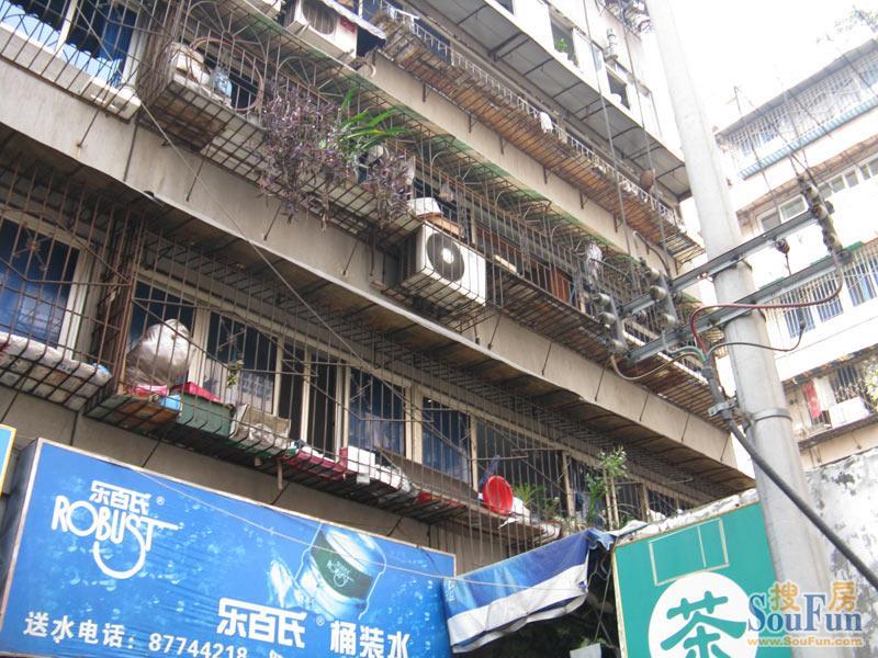 小区相关图