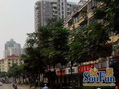 打浦路210弄小区实景图