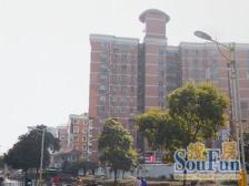 地铁200米正对小区花园精装修双南两房中间楼层