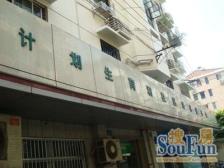 电梯运行中,高区楼层,厨卫皆有窗户,诚意出售,看房方便