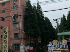 南北两房近8号线市光路站房东诚意出售看中可谈