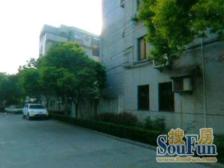 满五,精装修,一梯两户得房率高,交通便利