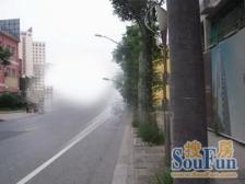 卫生间全明,大开间,小区入口附近,品质小区