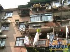 建襄书包房,挂户口专用,楼层好,诚意出售