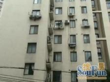 电梯房,交通便利,居家装修,主卧朝南