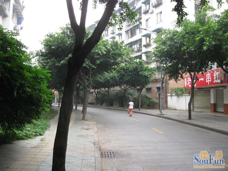小区相关图