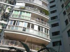 户型大,采光好,出行方便,出门就是公交站,大阳台