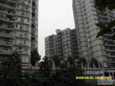 冉家坝楼梯大两房带屋顶花园拎包入住