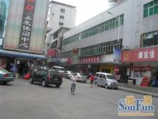 普通装修三房,业主诚意出售,交通方便