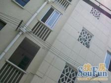 此房满五唯Y,户型好,面积小。。适合居住。压力小