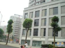 步行街上,视野和采光都很不错,出行方便配套齐全