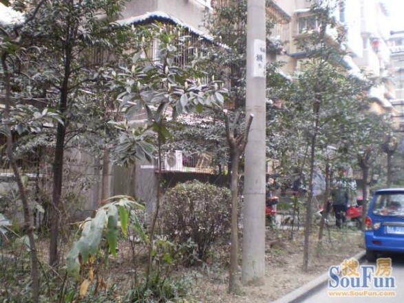 红色小区实景图