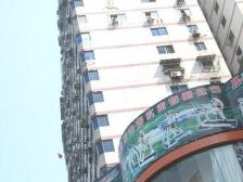 奥林匹克大厦 南北通透,采光好 装修好,环镜优美 中间楼层