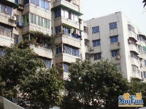 园林小区精装修方正一房楼龄新近地铁