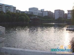 精装修,房型端正,拎包入住,房东诚售
