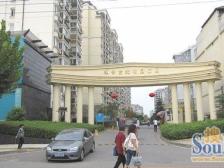 满五年 自住装修 阳光充足 出入便捷 户型方正