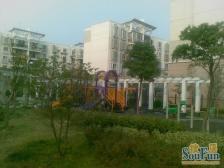 小区管理严谨干净整洁 全明户型方形板正