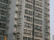 龙韵花园 南北通透,采光好 装修好,环镜优美 视野好,诚心出售