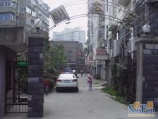 三经路 南北通透,采光好 装修好,环镜优美 视野好,诚心出售