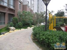 尚南云顶 南北通透,采光好 装修好,环镜优美 近地铁 周边匹套完善,,出行方便