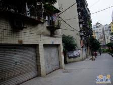 南坪四公里 步梯2楼 正规一居室 拎包入住