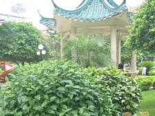 新天地华庭三期电梯小两房,湖景房。