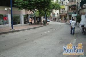 童心路二房一厅东北向位置安静交通方便