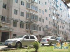 爱国路 南北通透,采光好 装修好,环镜优美 中间楼层