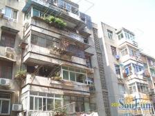 爱国路 南北通透,采光好 装修好,环镜优美 视野好,诚心出售