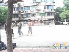 洪恒花园 南北通透,采光好 装修好,环镜优美 视野好,诚心出售