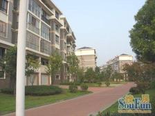 地铁站口万寿宫商圈一线江景大平层