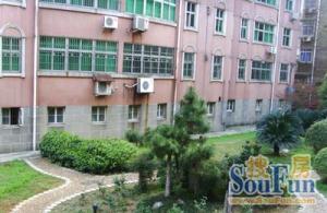地理位置很好,房型好,配套设施齐全,楼层好,户型好