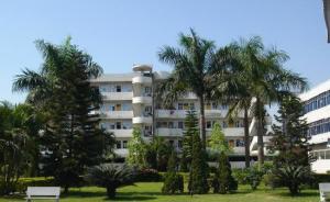 莞城人民公园旁 食出宿舍 精装大3房 不欠款 随时过户