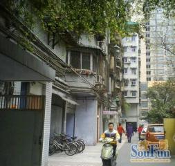 上同仁路50号大院3室0厅东西