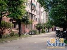 属静安区 房型好 地鉄旁 电梯房 位置好 大宁公园旁