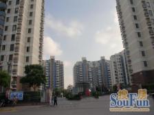 嘉城爱琴海南北通大两房,带装修交通方便配套齐全