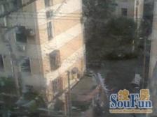 厨卫朝北,一梯三户,独立电梯,主卧朝南