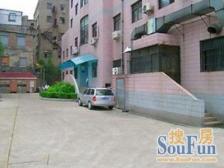 满五税费少,高区楼层好,双南户型,诚心出售