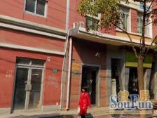 中间楼层,惜售,得房率90%,南北通户型好,诚意出售