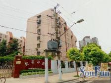 高得房率、诚意出售、理工、满五且V一、钥匙房!