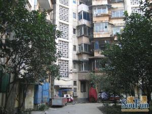 名流花园4室2厅南