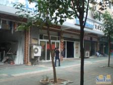 电梯房,南北朝向精装错层大三房,使用面积多住家安静