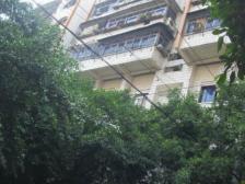 胜利街 精装修 轻轨站旁 两室 出售