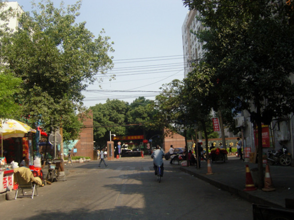 天佑路住宅楼实景图