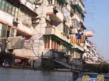 业主诚意+看房方便+配套齐全+采光好